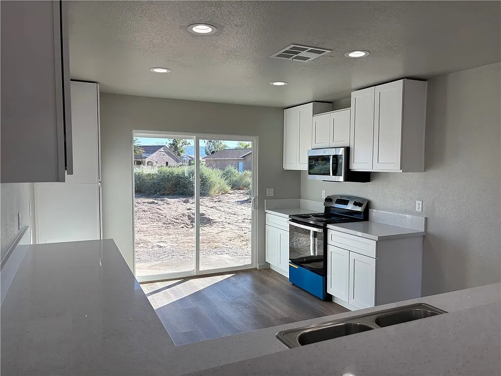 Kitchen alternate view